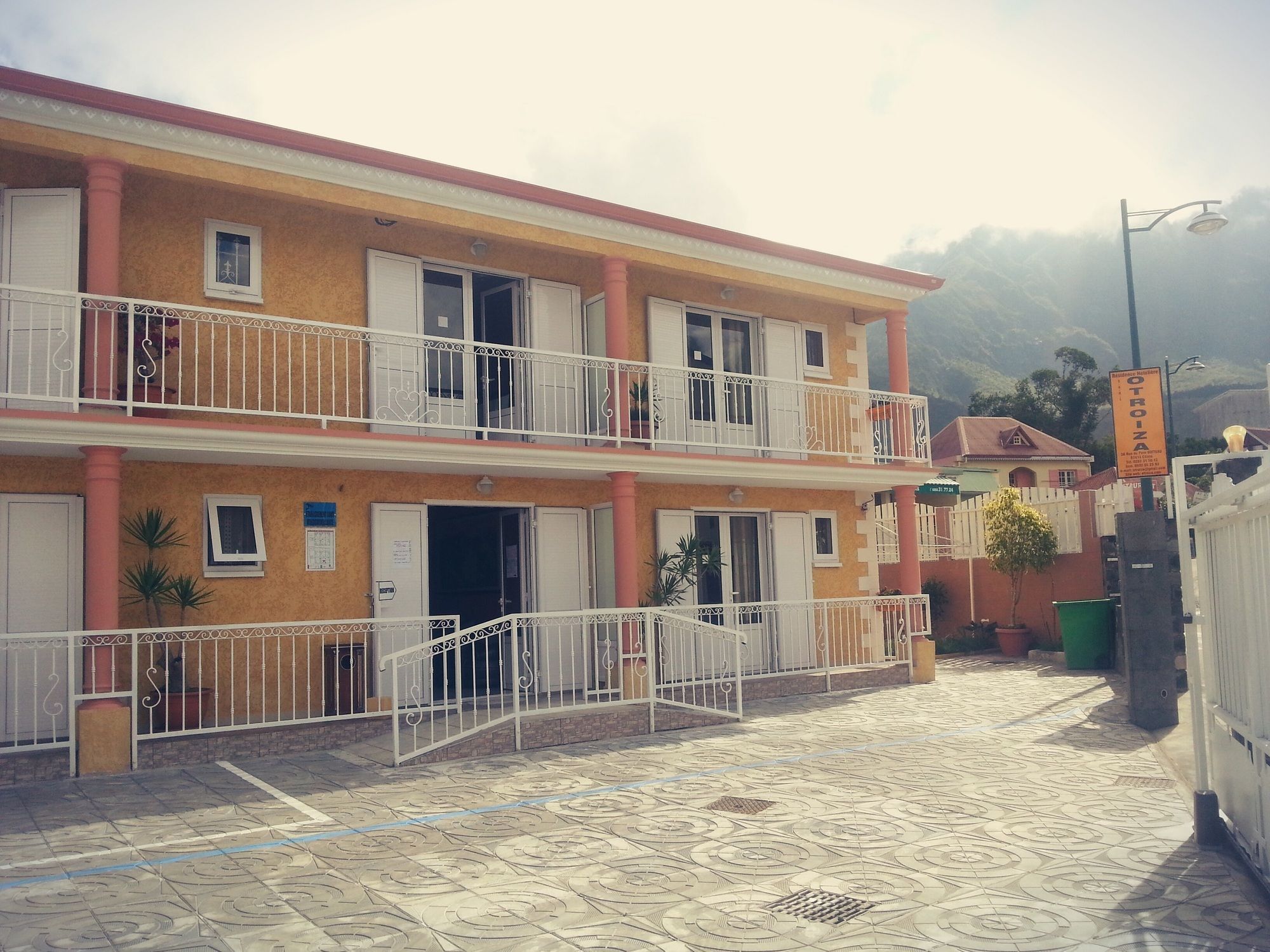 Residence Hoteliere Otroiza Cilaos Exterior foto